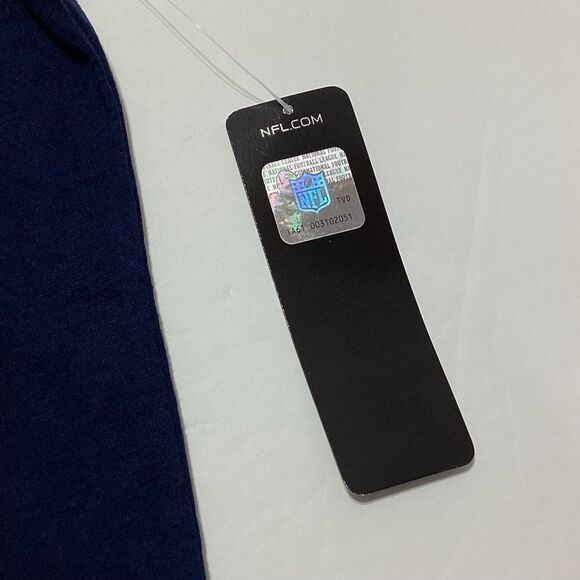 Seattle Seahawks Sleepwear T-Shirt NFL Team Apparel Brand NWT Women's S - Picture 6 of 11